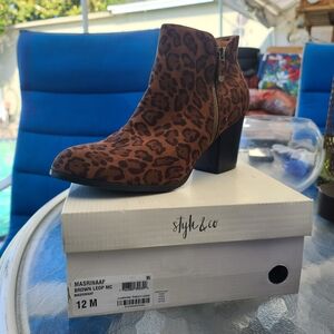 STYLE & COMPANY Womens Brown Animal Print Leopard Print Notched At Sides Cushion